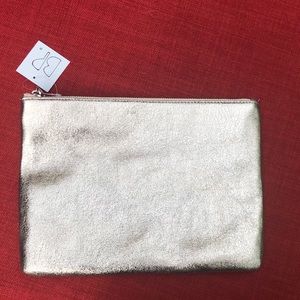BP Silver Metallic Clutch